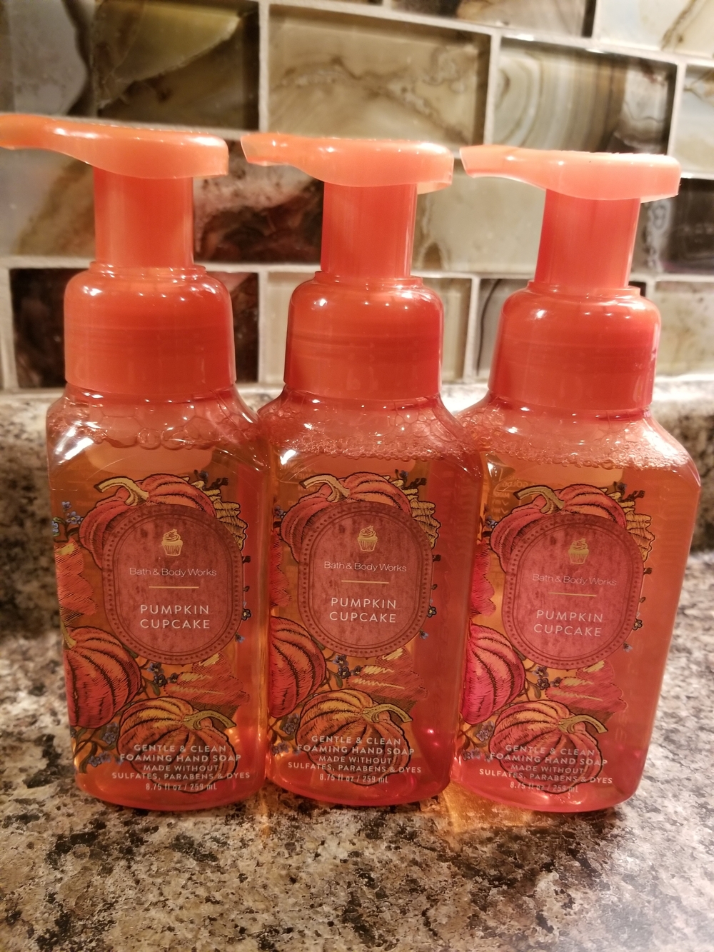 Bath & Body Works Pumpkin Cupcake Foaming Hand Soap - Orange